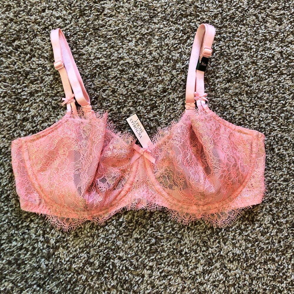 NWT Victoria’s Secret Pink Shimmer Push-Up 36D